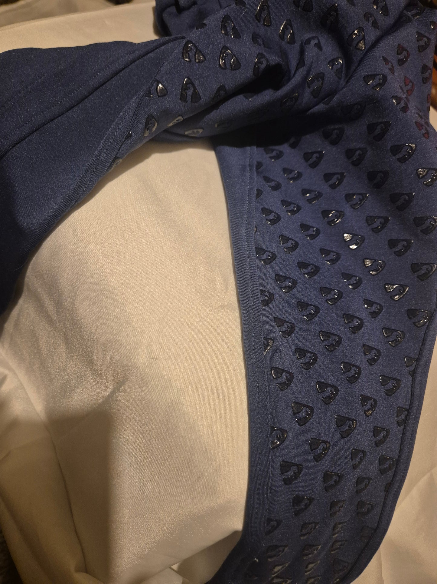 New Shires Aubrion age 2-3 Blue Sticky Bum Jodhpurs (7)