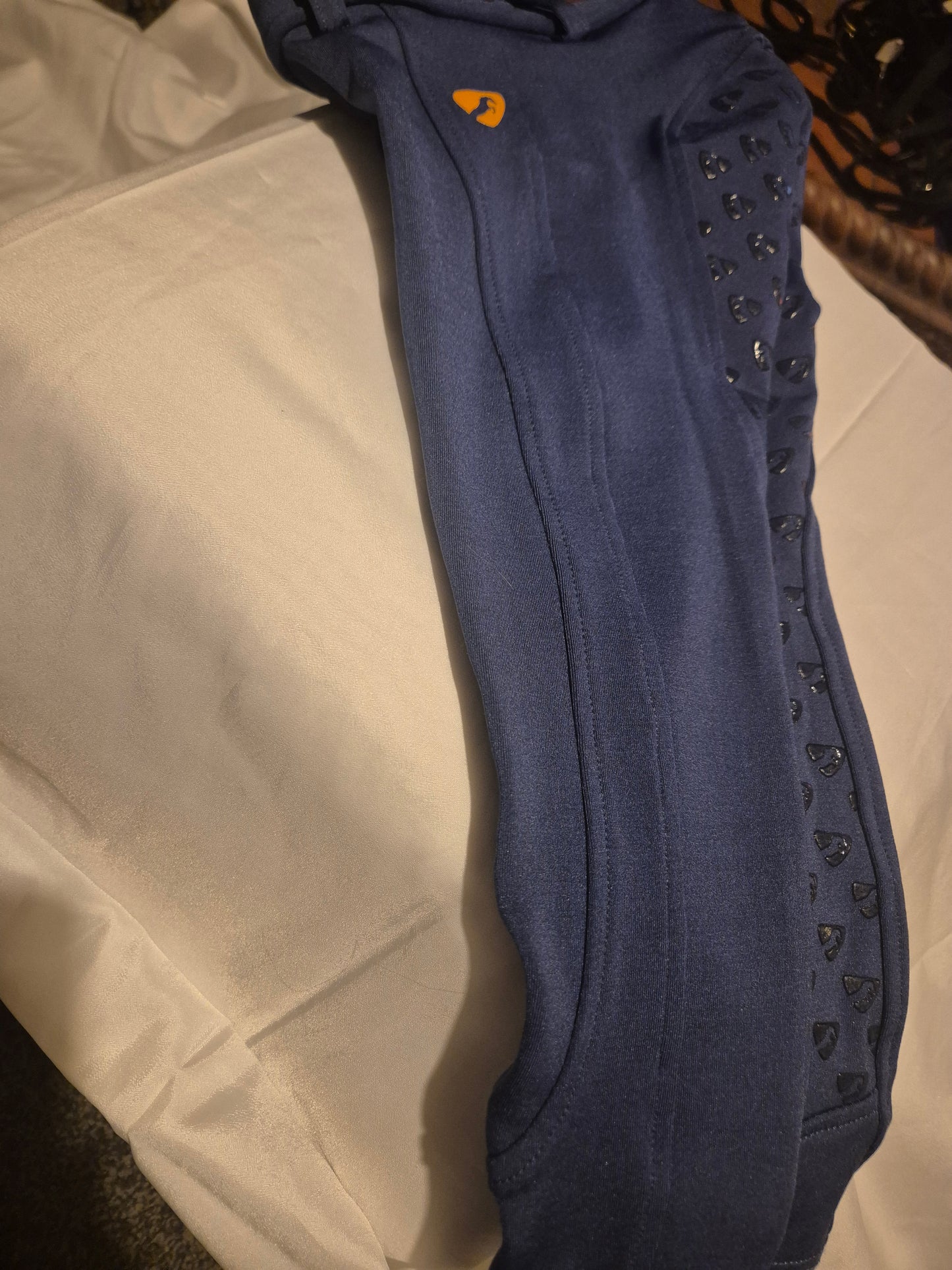New Shires Aubrion age 2-3 Blue Sticky Bum Jodhpurs (7)
