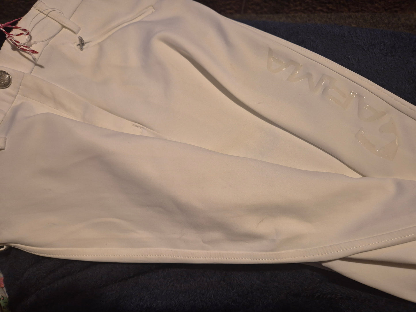 New Aubrion Ladies 28" White Show Breeches (35)