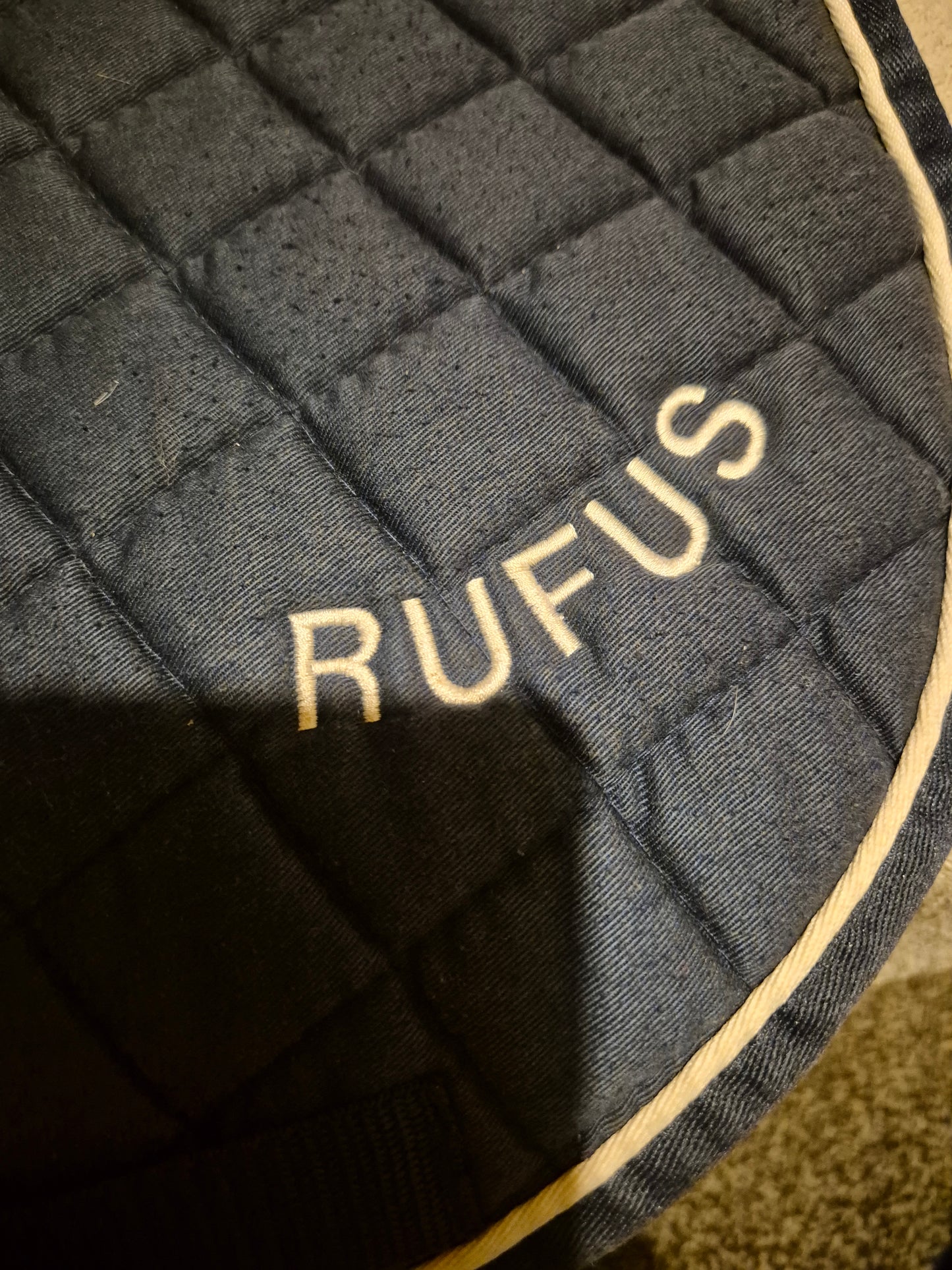 Secondhand Full Roma Navy Numnah with white piping (44)