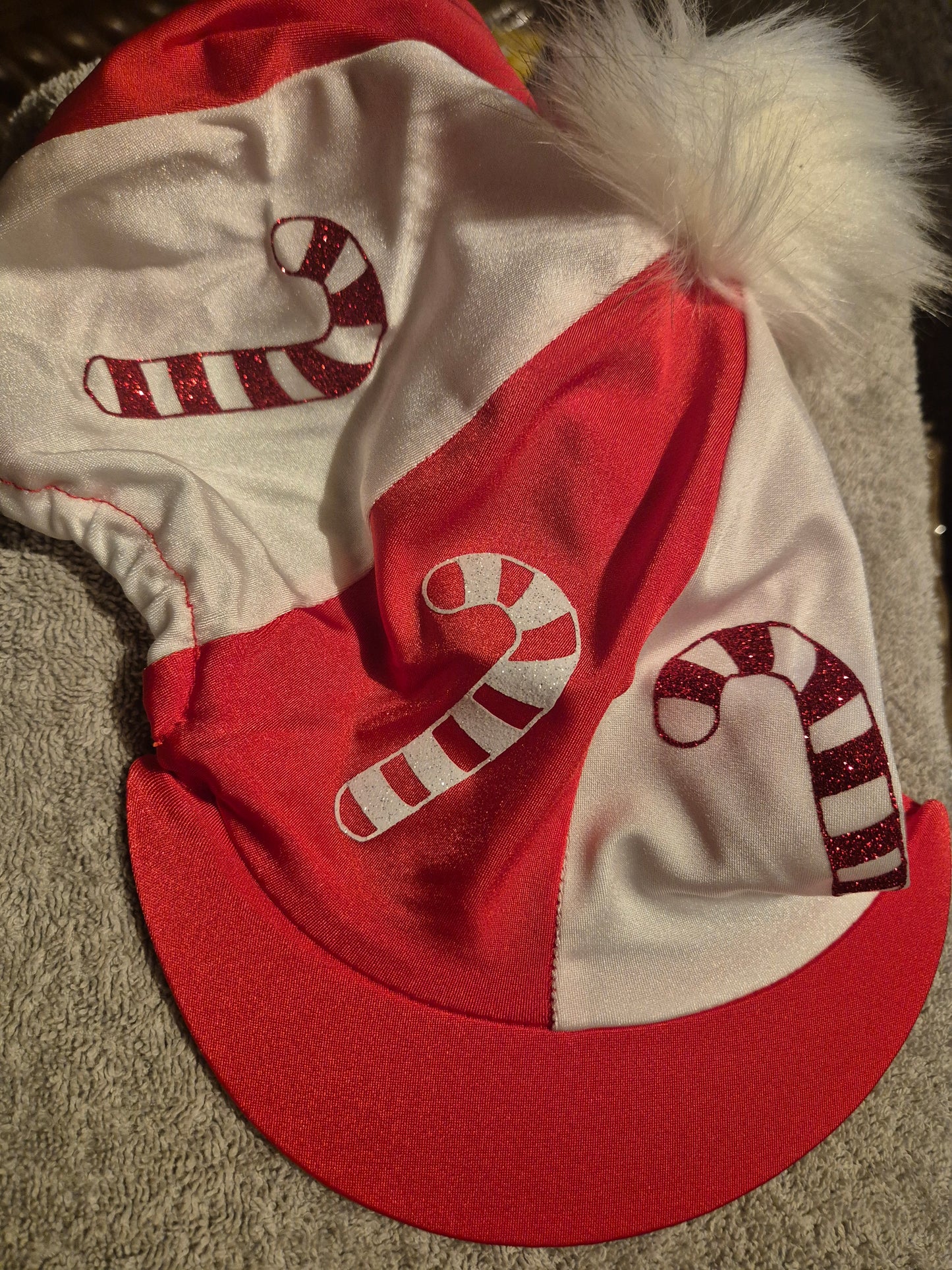 Capz Lycra Cap Cover - Candy Cane Fur Pom Pom - Red & White (15)