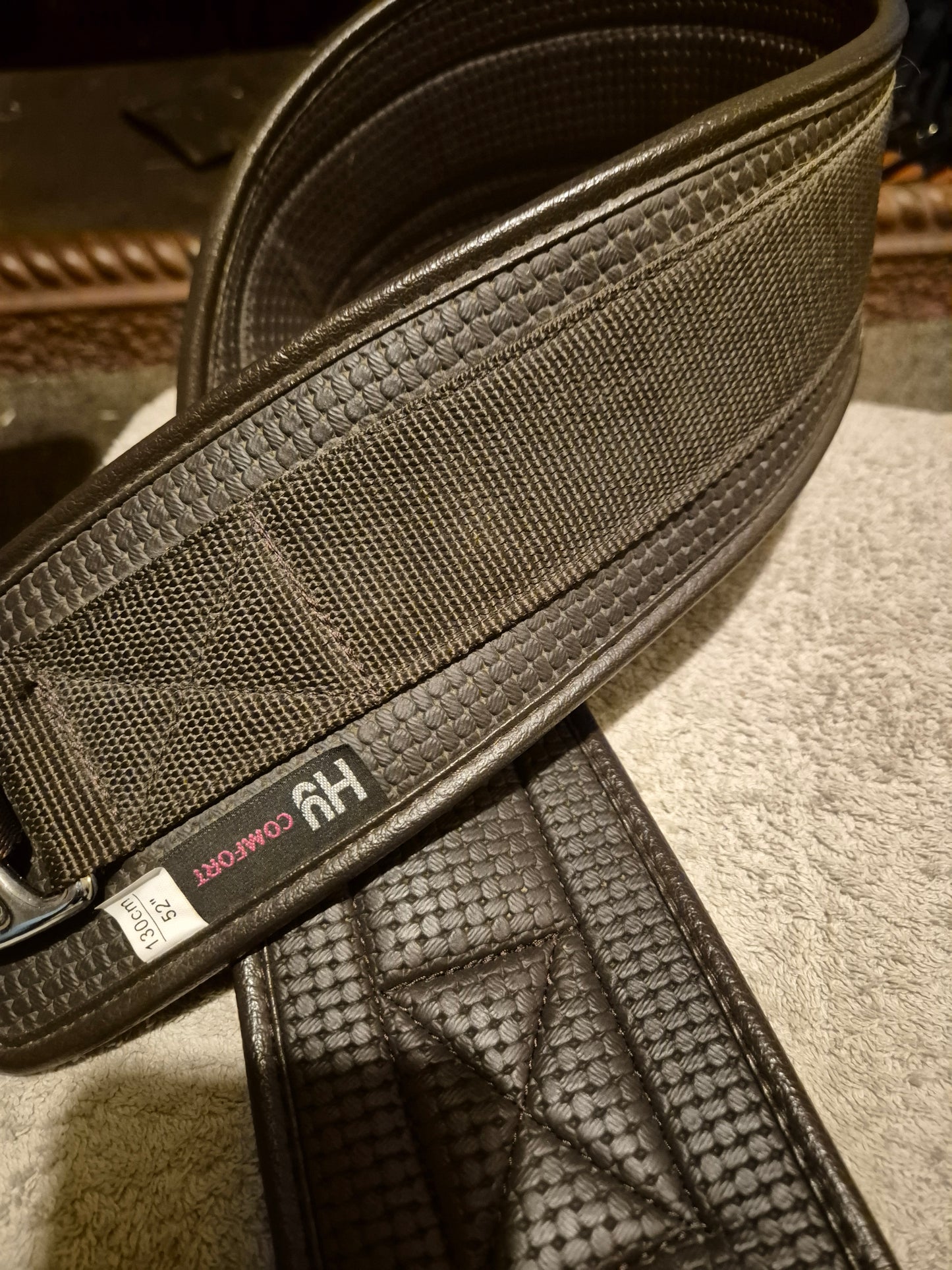 New Hy 52" Comfort Humane Waffle Girth (64)