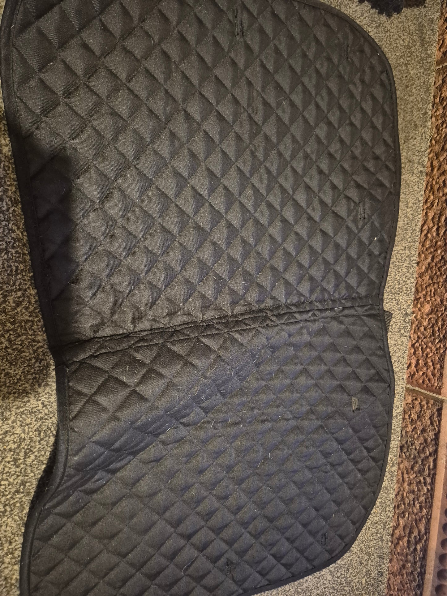 Wessex Black with white hearts Saddle Pad - Pony/Cob (6)