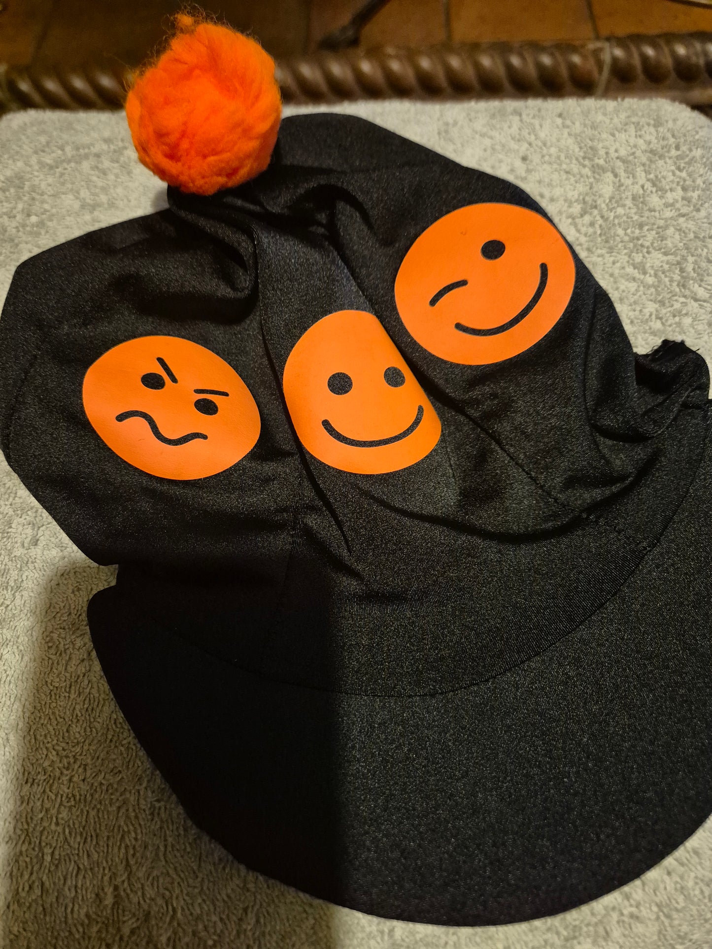 Secondhand Smiley Face Black Hat cover (41)
