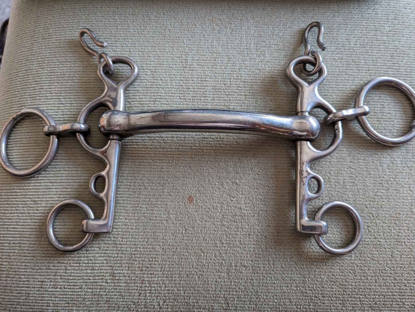 4.5 inch Mullen Mouth Rugby Pelham Bit (34)