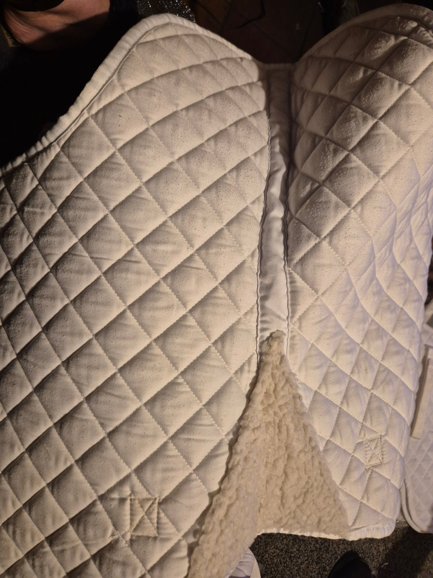 Secondhand Roma Cob White Numnah (36)