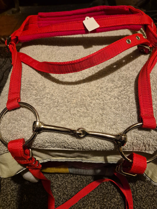 Full Red Nylon Bridle complete with sewn in bit and reins (1)