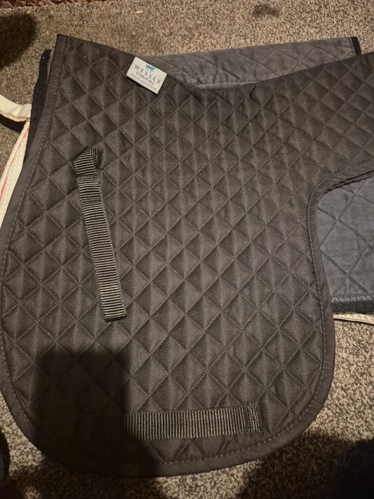 New Wessex Cob/Full Black Numnah (57)