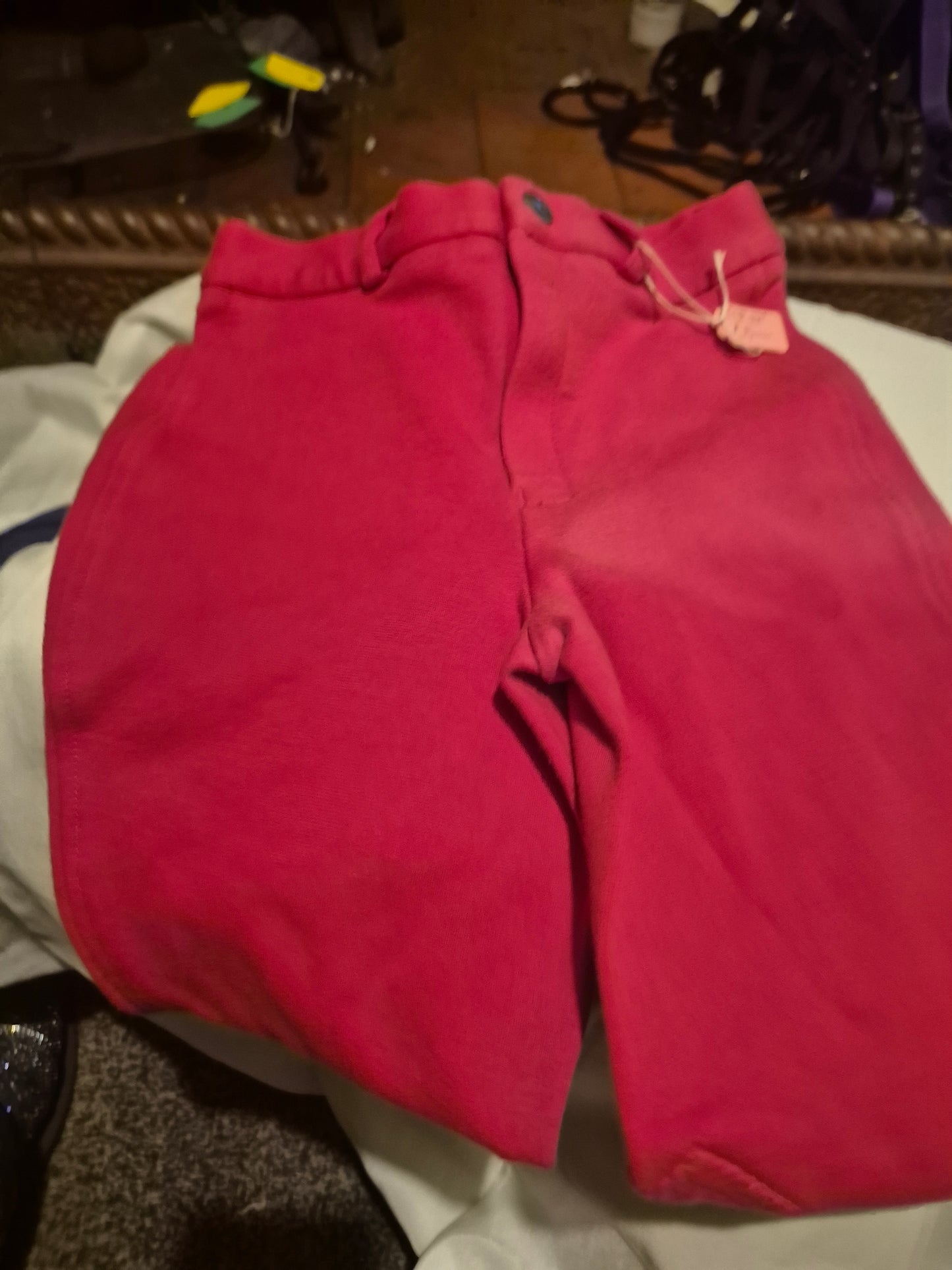 Secondhand Cerise size 22" Childs Jodhpurs (8)