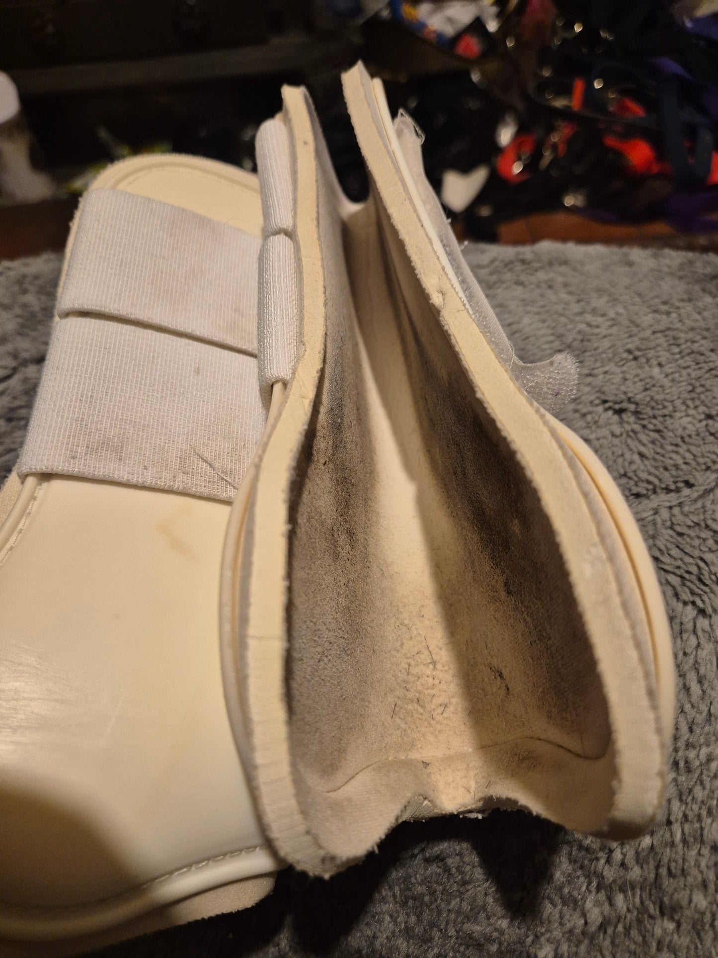 Secondhand Cob Royston products White Boots (15)