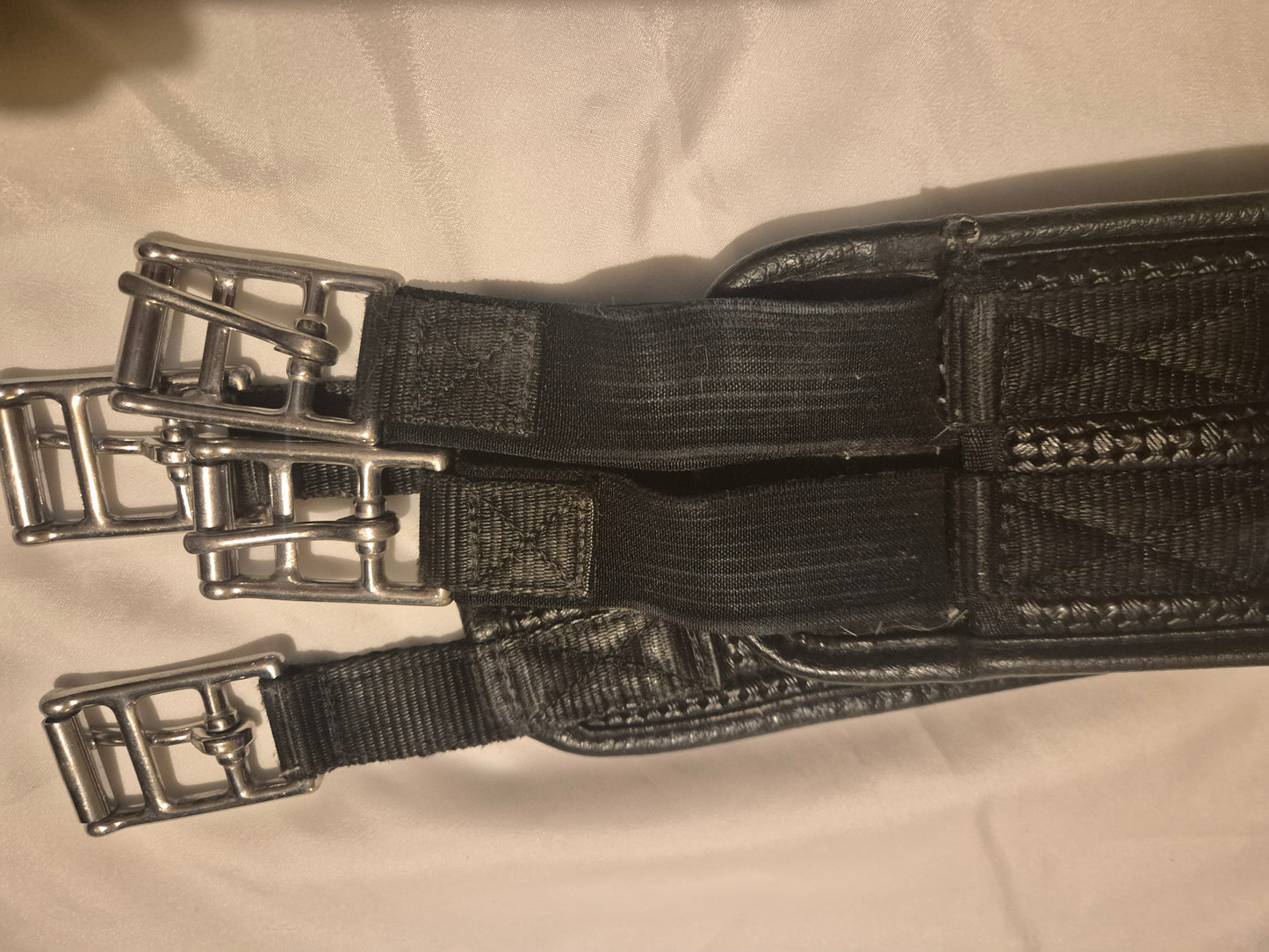 Secondhand Thorowgood 50" Black Neoprene Girth (31)