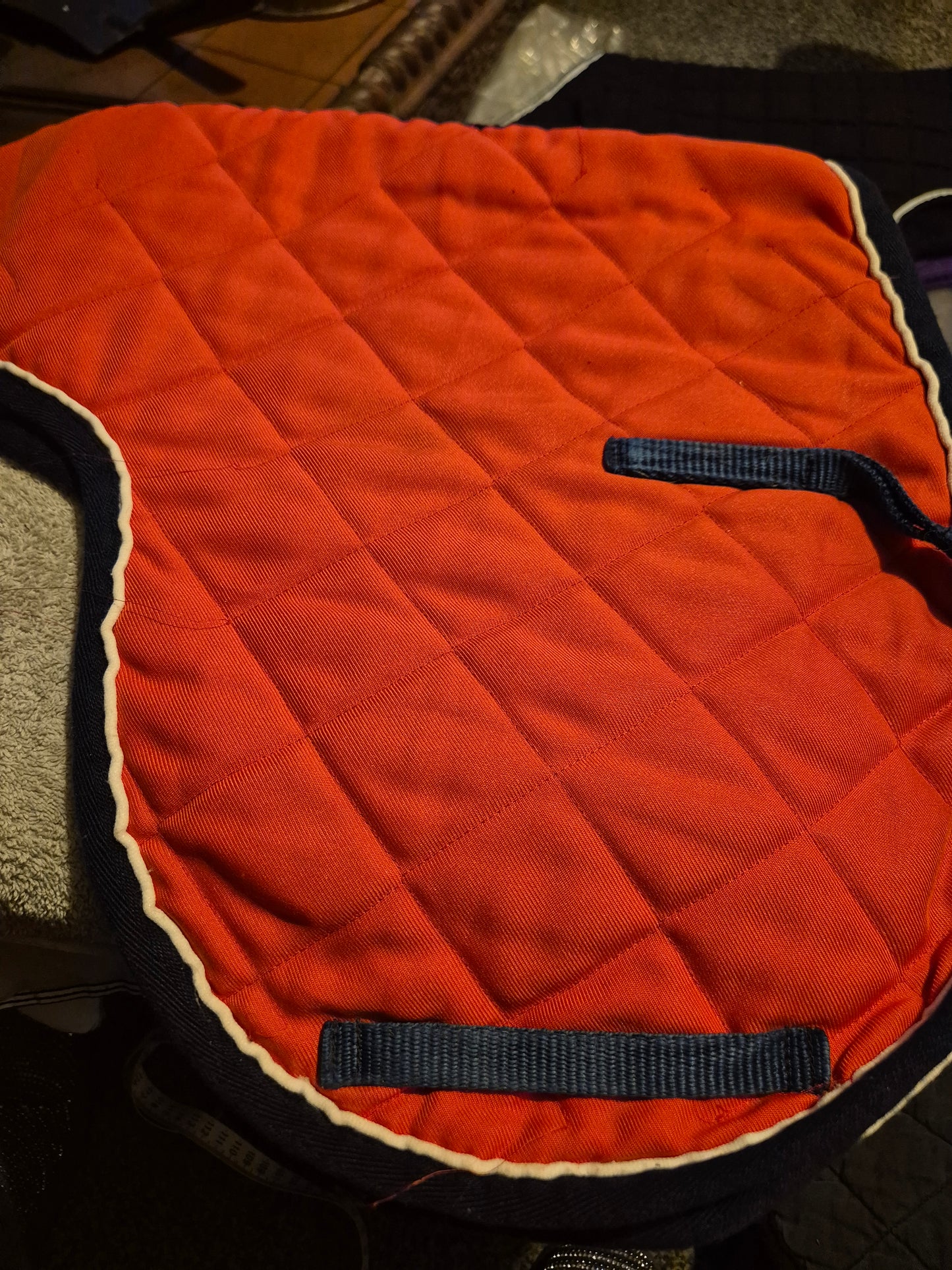 Secondhand Pony Red with Black binding numnah (41)