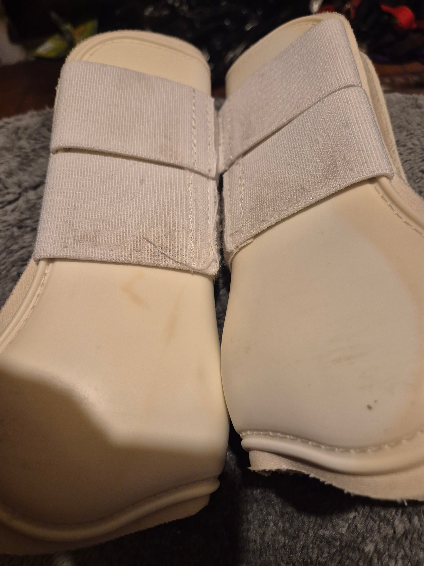 Secondhand Cob Royston products White Boots (15)