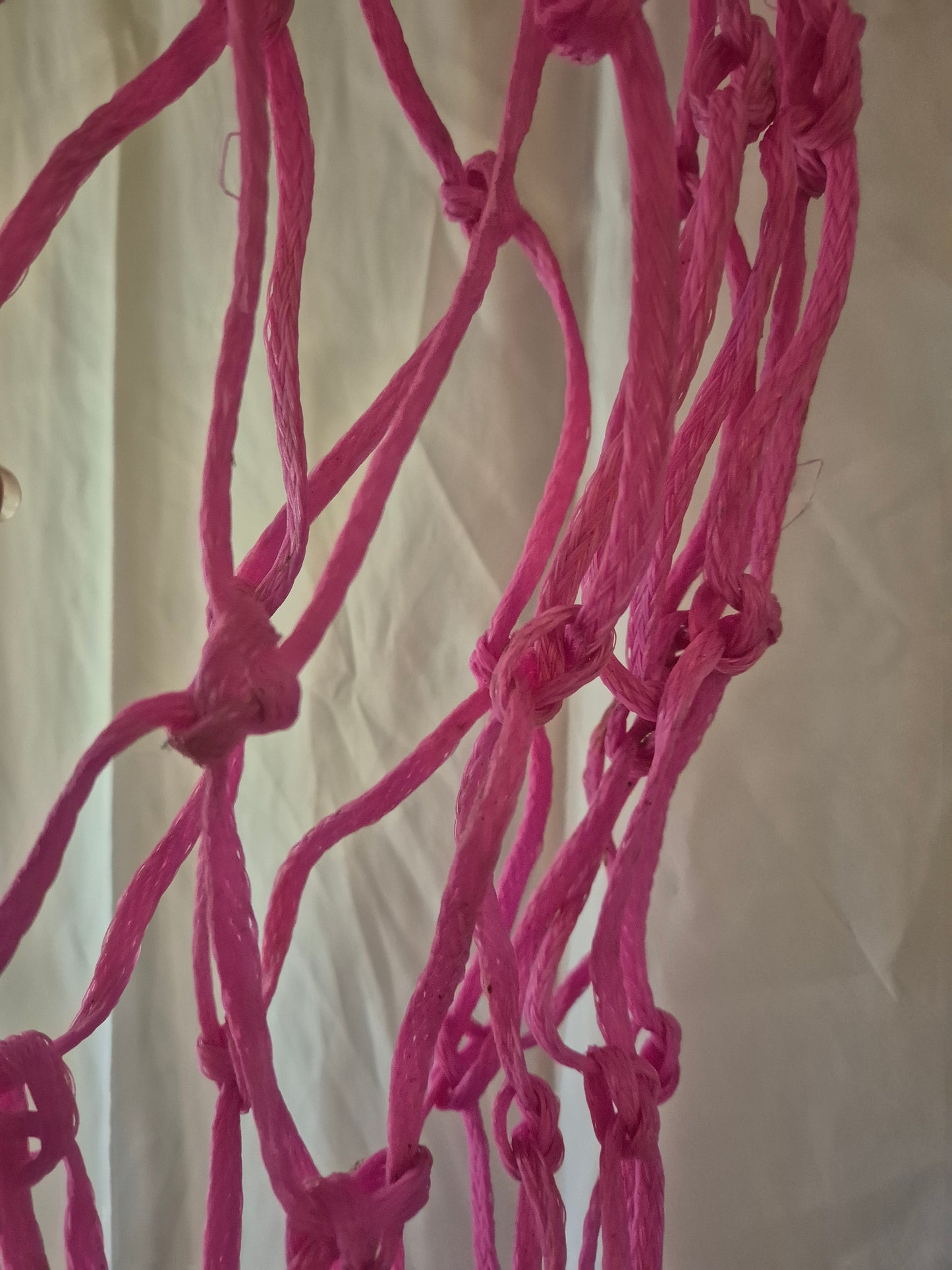 Secondhand large holed Pink Haynet (12)