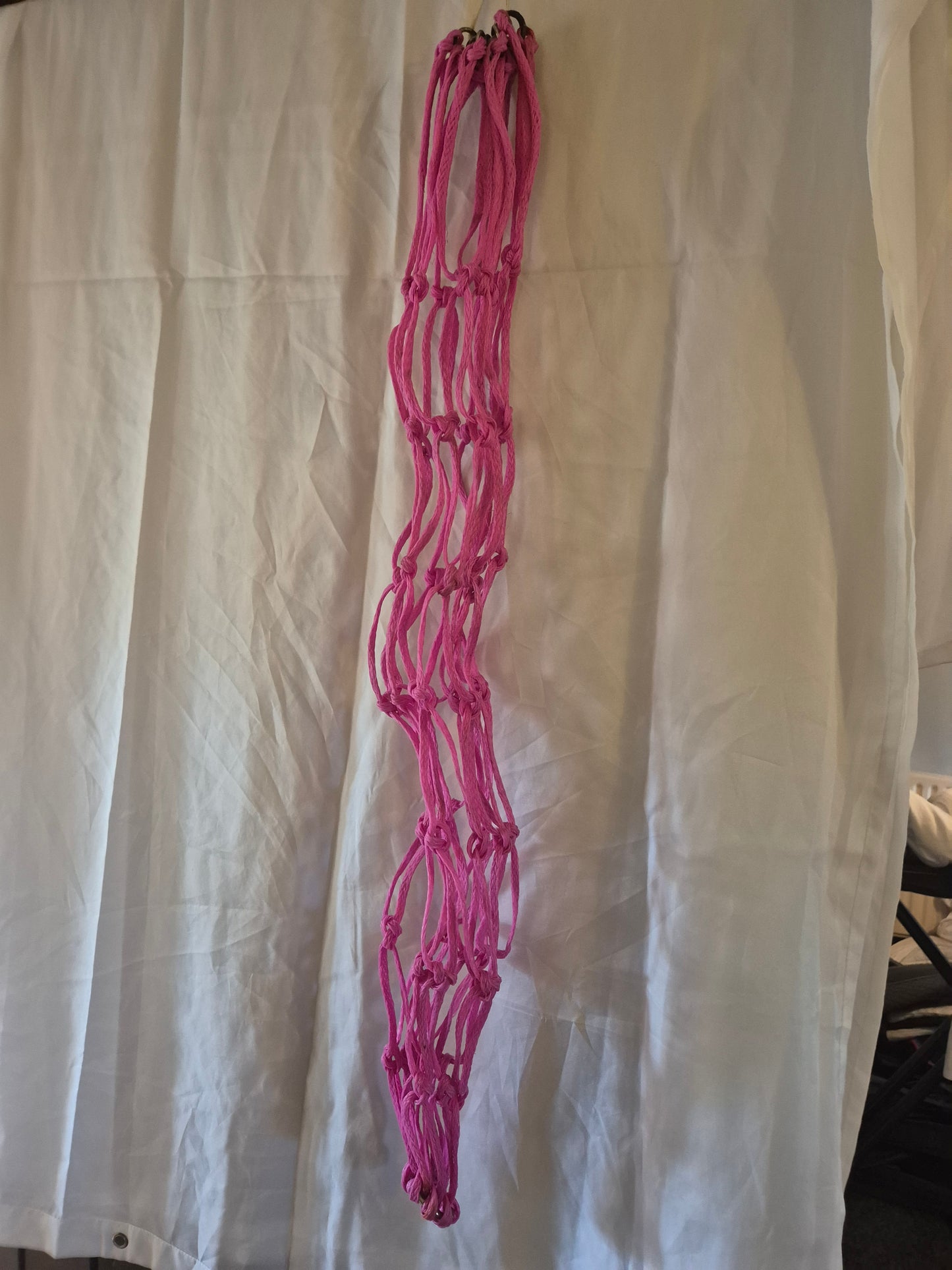 Secondhand large holed Pink Haynet (12)