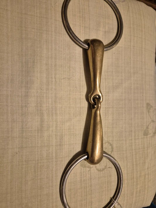 5.25inch Loose ring Snaffle..Gold coloured mouth (22)