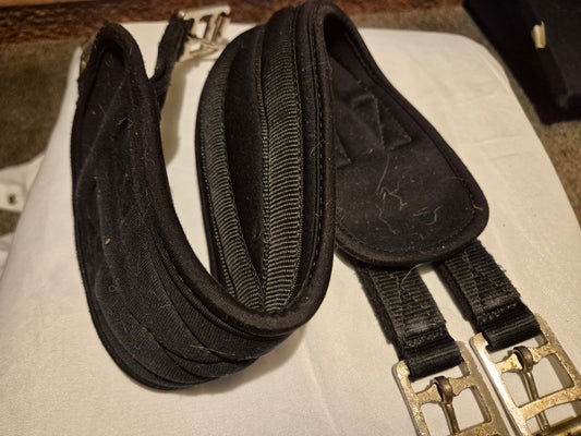 Secondhand Shires 32" Really soft Black Comfort Girth (75)