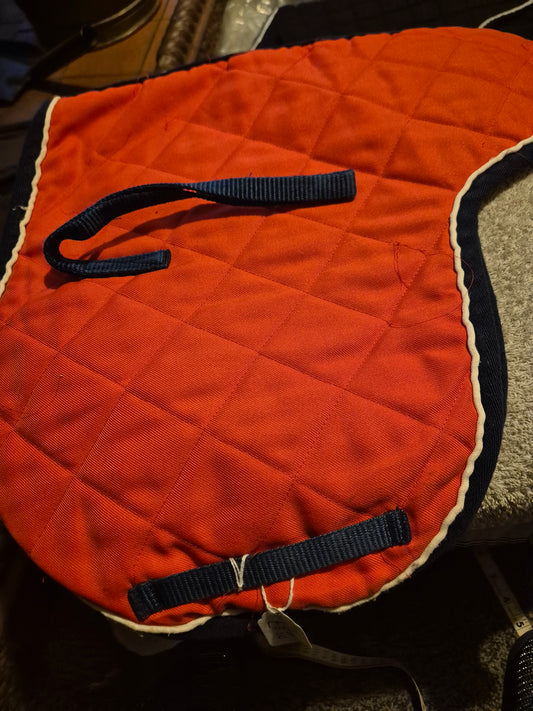 Secondhand Pony Red with Black binding numnah (41)