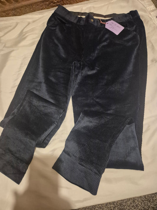 New Navy 36" Cord Jodhpurs (17)