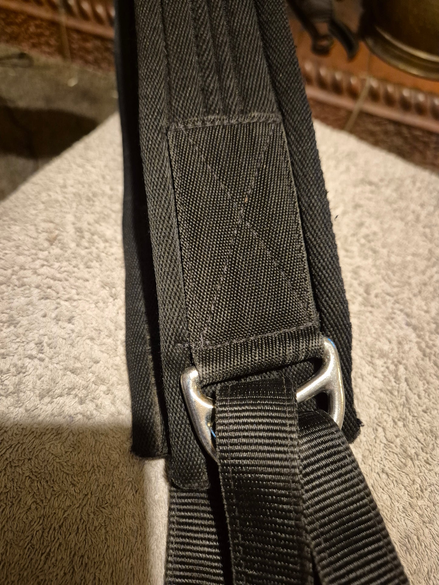New 42" Black Humane girth (71)