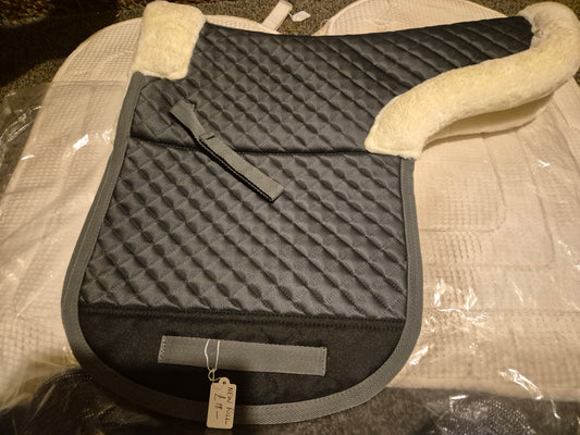 New Gorgeous Full Grey and Fur Numnah (61)